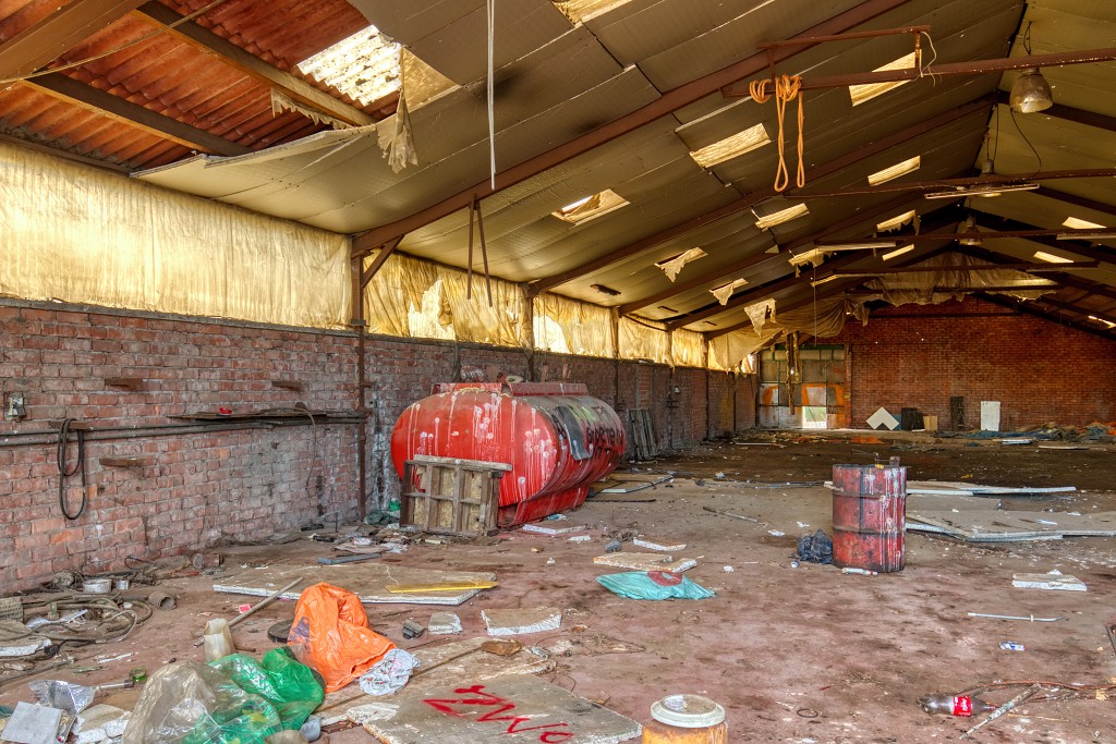 HDR Doel belgie belgique urbex decay verlaten spookdorp spookstad kerncentrale graffiti